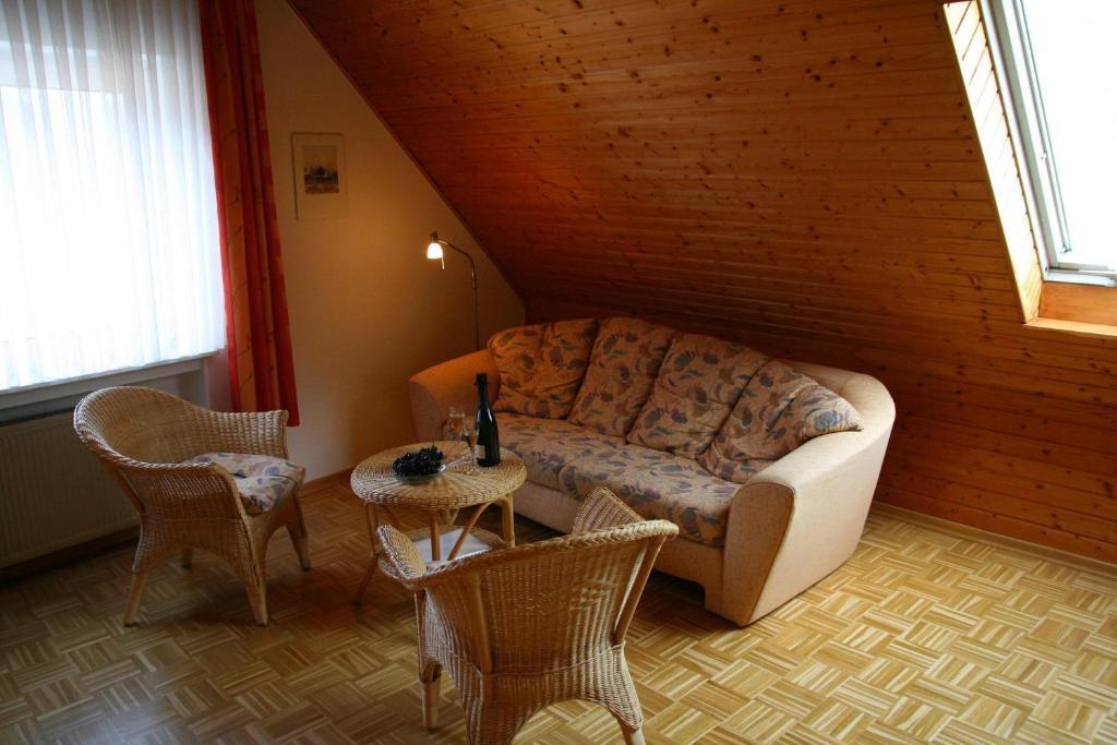 Weingut & Gaestehaus Stephan Kohl Neumagen-Dhron Camera foto