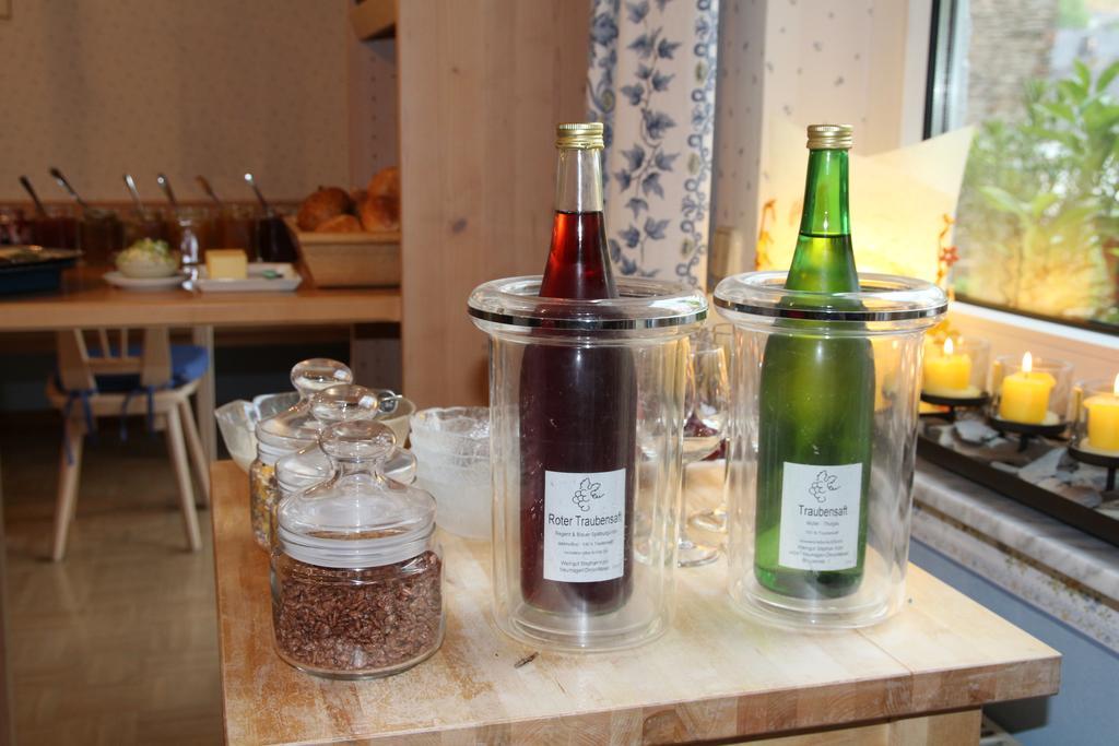 Weingut & Gaestehaus Stephan Kohl Neumagen-Dhron Esterno foto